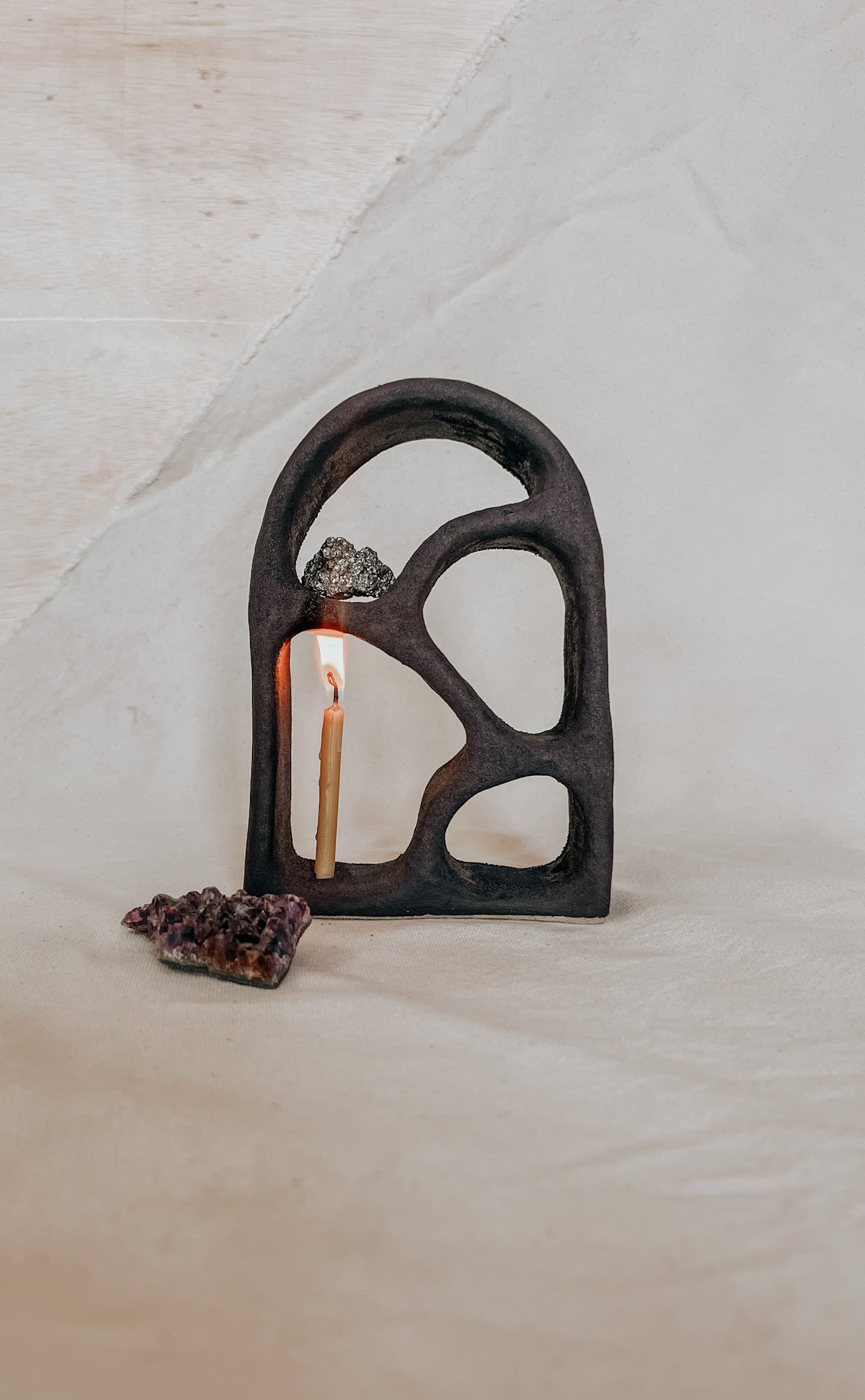 Ceramic Altar No.7 Black Magma