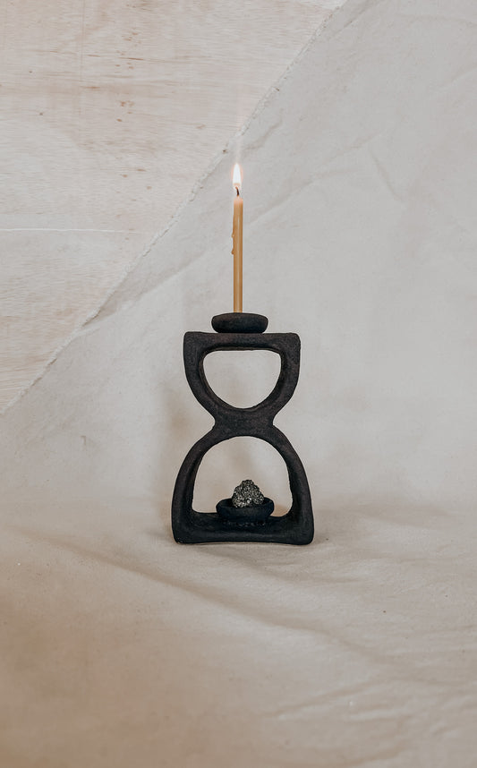 Ceramic Altar No.9 Black Magma