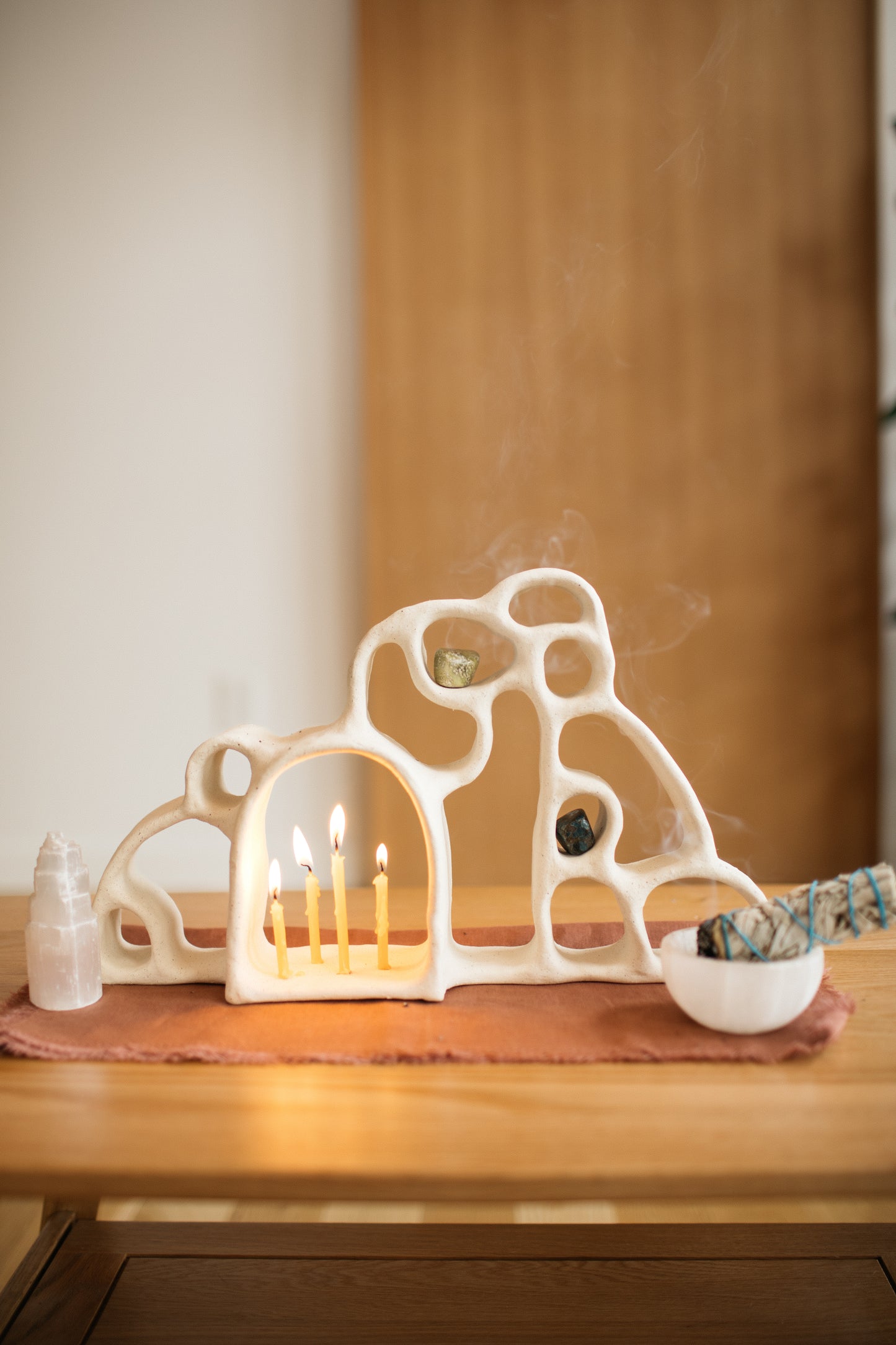 Heirloom Altar — Anchored + Enduring